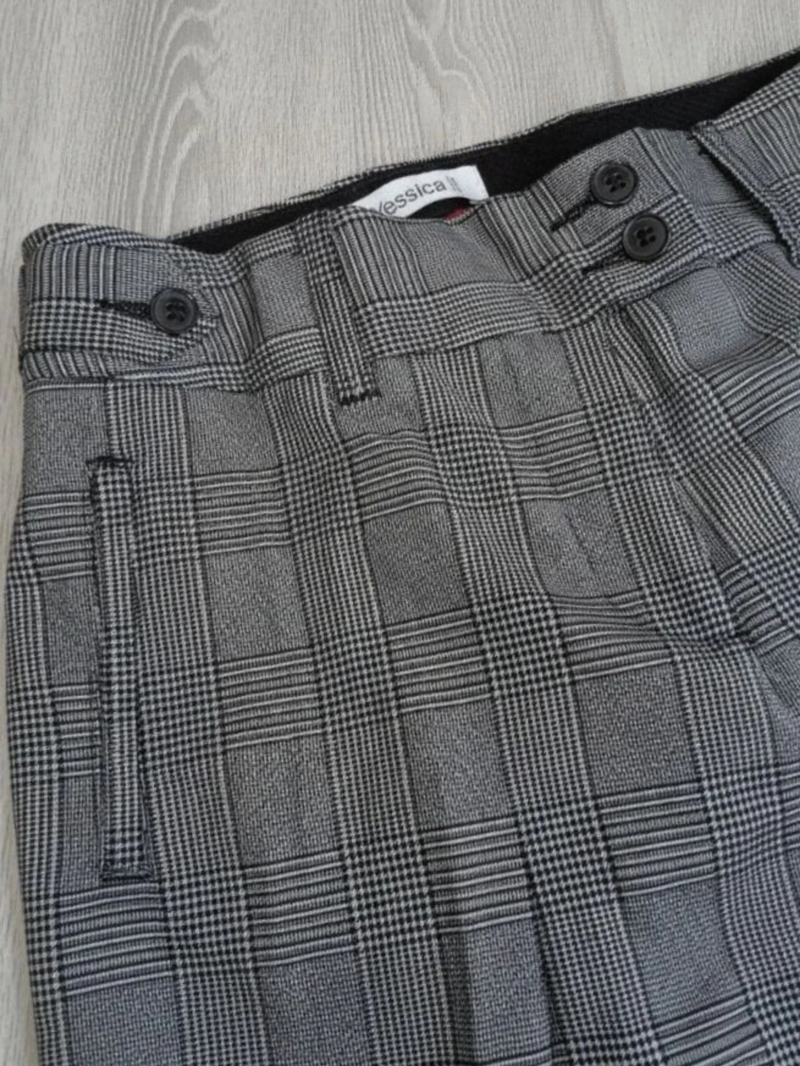 C&A Glen Plaid getailleerde grijze corporate old money chinobroek – photo 4